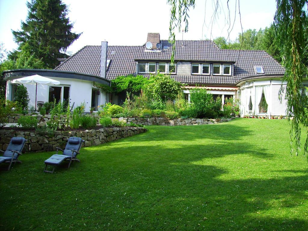 Gaestehaus Villa Kreativ Susanne Lay Bad Munder am Deister Exterior photo
